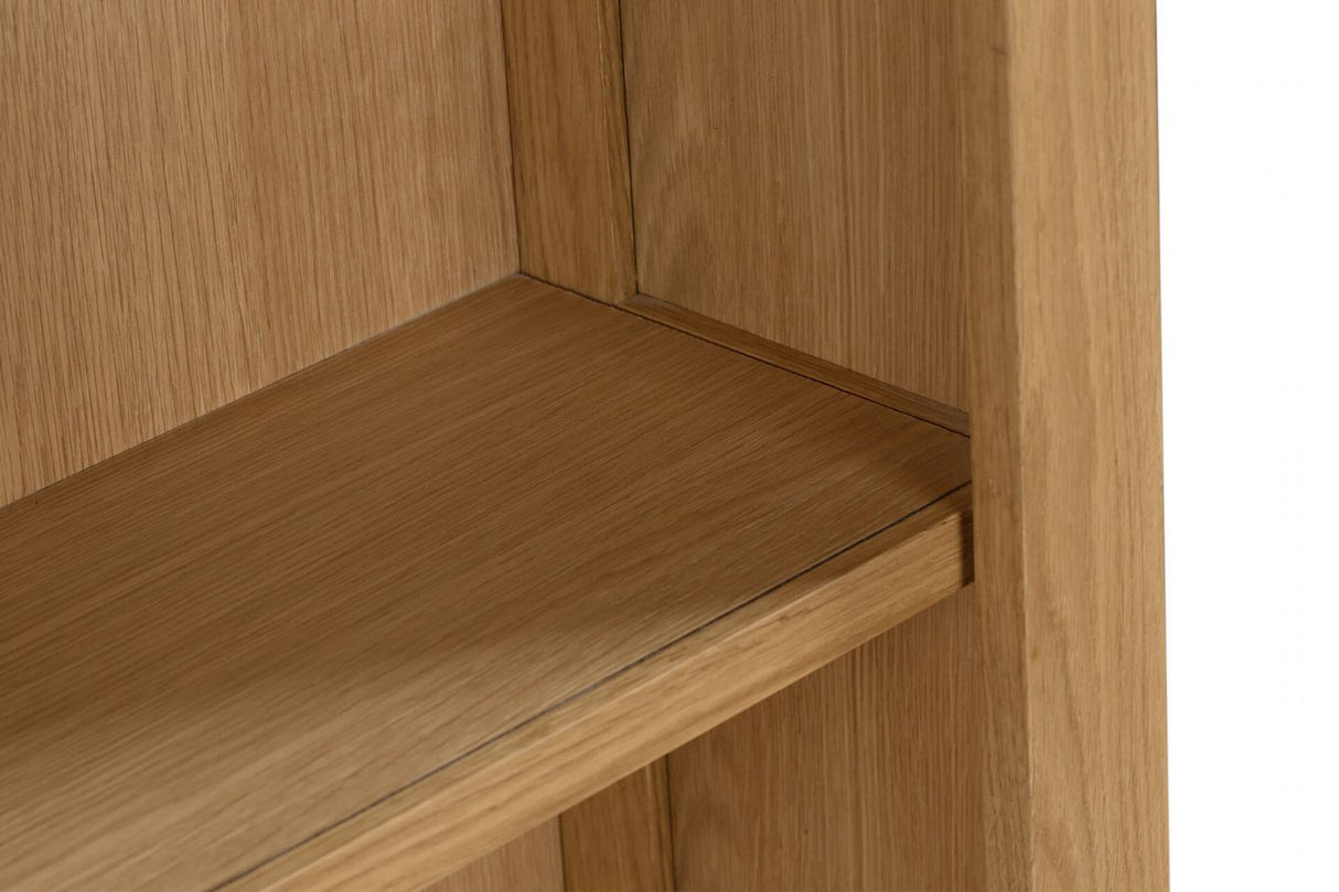 Marsden Bookcase Low Wide Natural Oak (Nett)