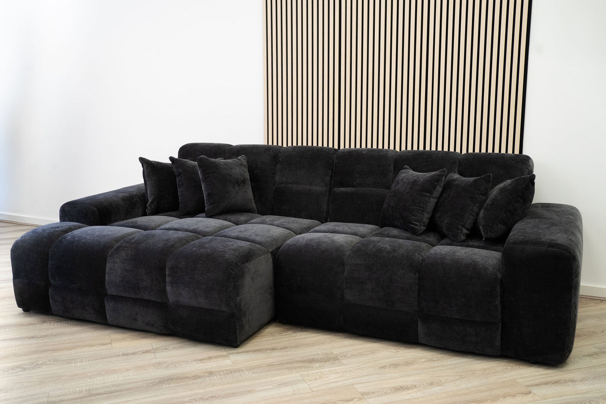 Jacob Sofa Black Left Hand Facing Corner