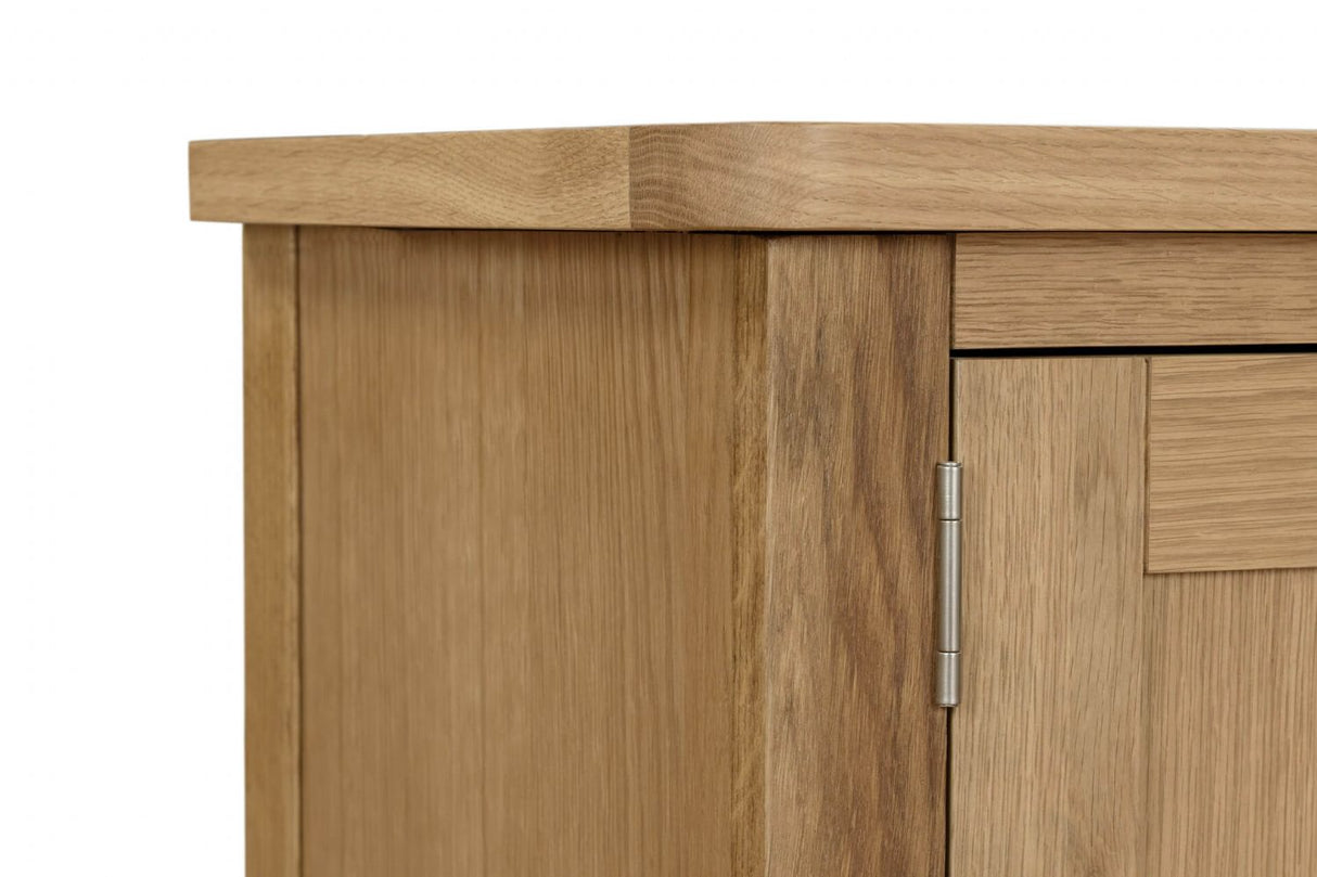 Marsden TV Unit 1200 Natural Oak (Nett)