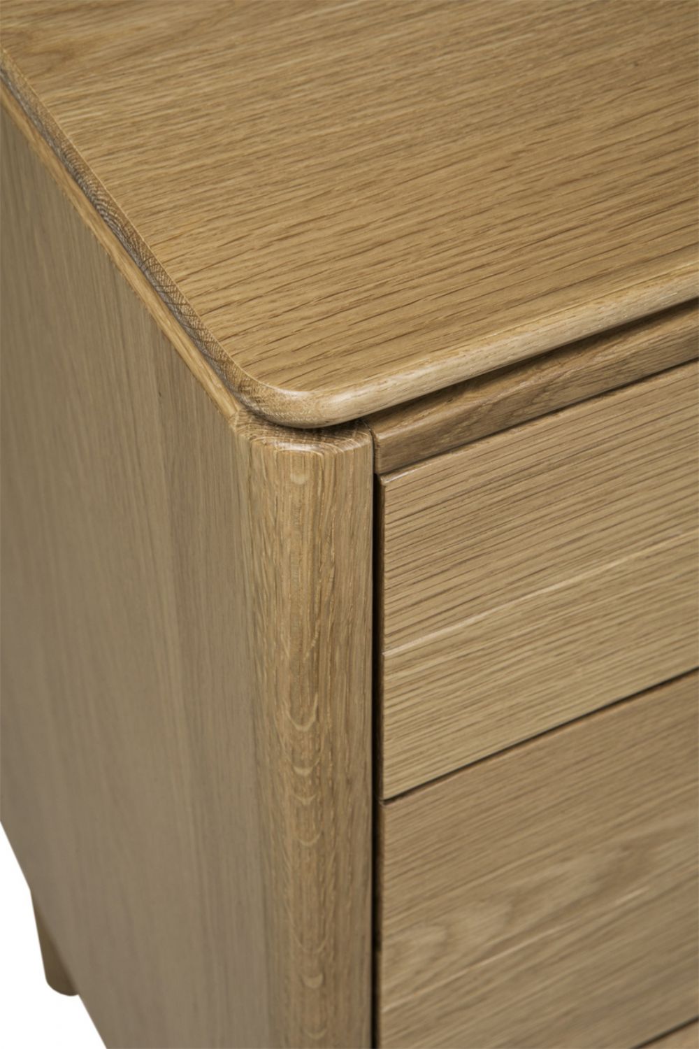Modern Natural Oak Wide 7 Drawer Chest with Curved Edges