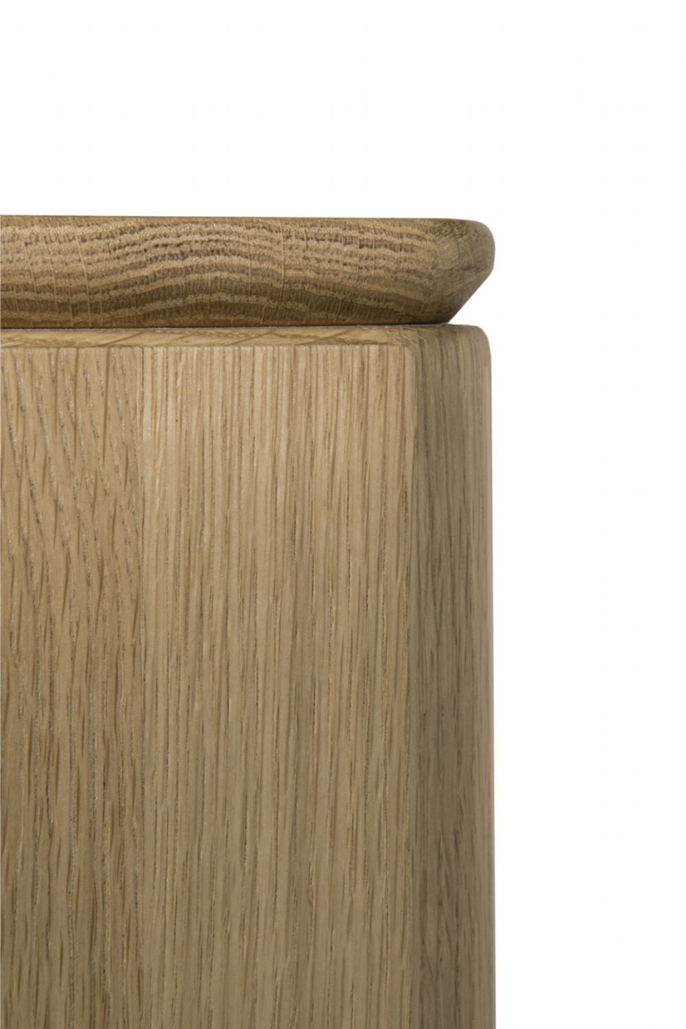 Modern Natural Oak Tall 5 Drawer Chest and Pin Style Legs