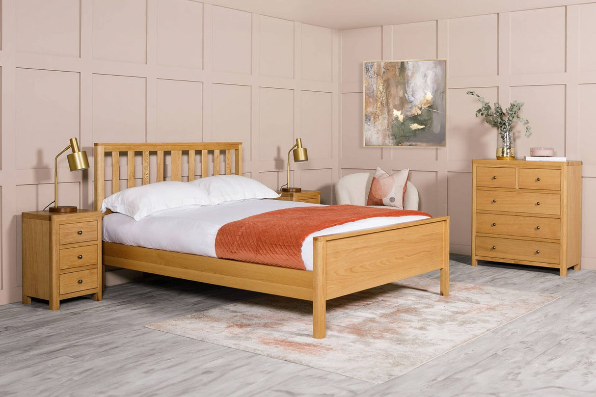 Natural Oak 3 Drawer Bedside Table