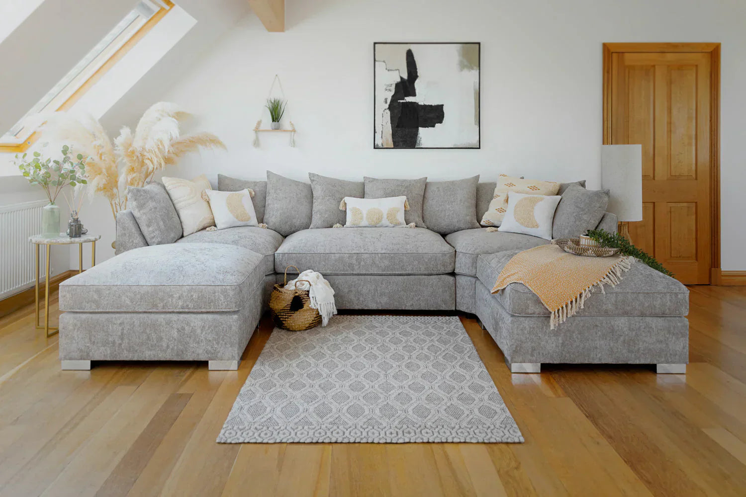 What’s the Best Sofa Material for Homes with Pets or Children?