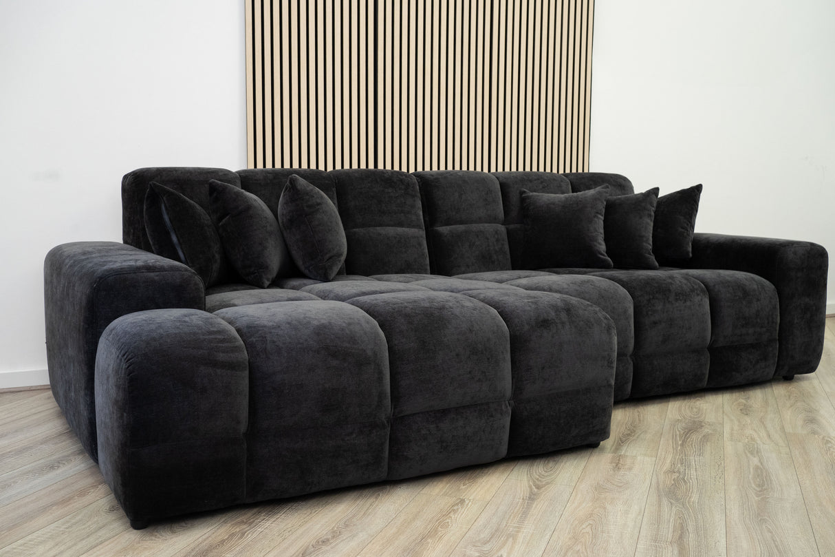 Jacob Sofa Black Left Hand Facing Corner