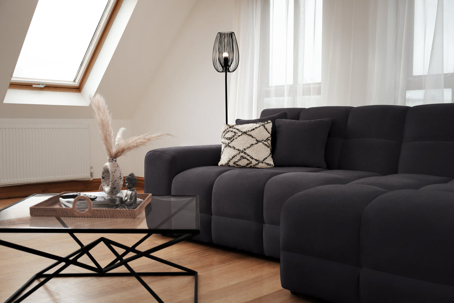 Jacob Sofa Black Right Hand Facing Corner - Ready2Go Furniture