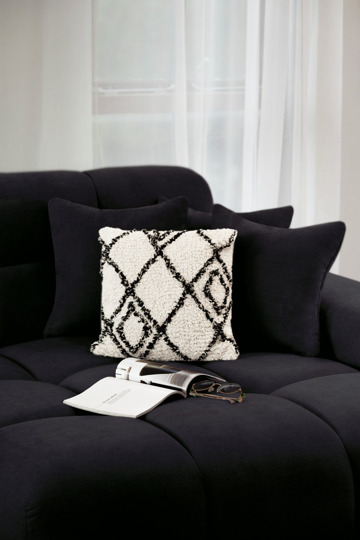 Jacob Sofa Black Right Hand Facing Corner - Ready2Go Furniture
