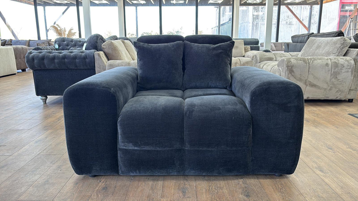 Jacob Sofa Black Armchair - Ready2Go Furniture