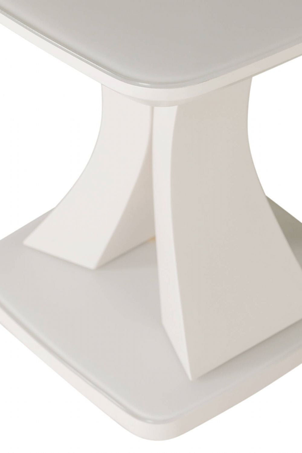 Daiva Lamp Table Greige